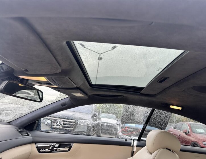 Mercedes-Benz CL Kupé 4,7 l 320 kw