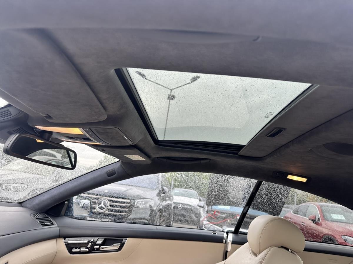 Mercedes-Benz CL Kupé 4,7 l 320 kw