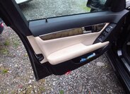 Mercedes-Benz Třídy C Kombi 6,2 l 336 kw