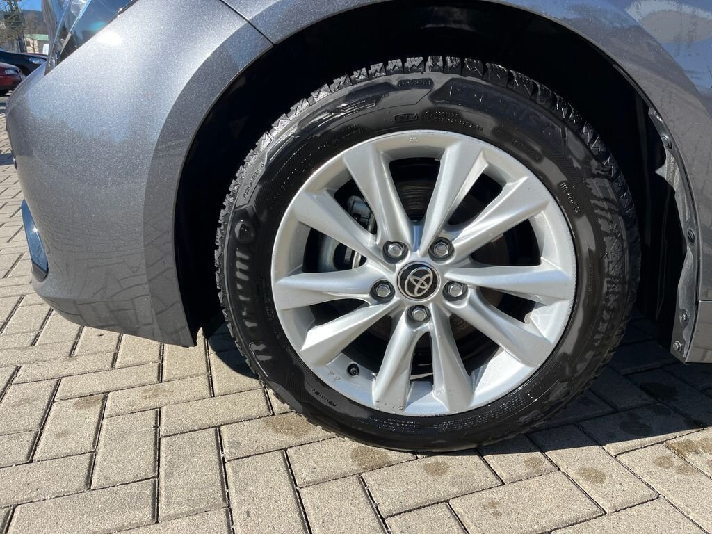 Toyota Corolla Kombi 1,8 l 72 kw