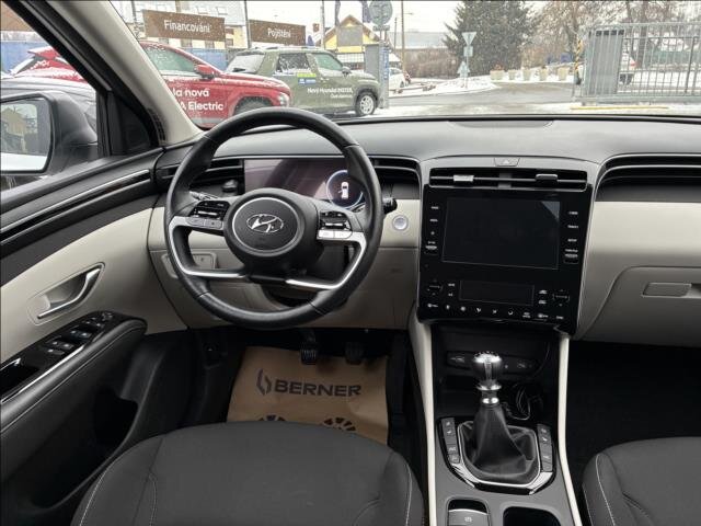 Hyundai Tucson SUV 1,6 l 110 kw