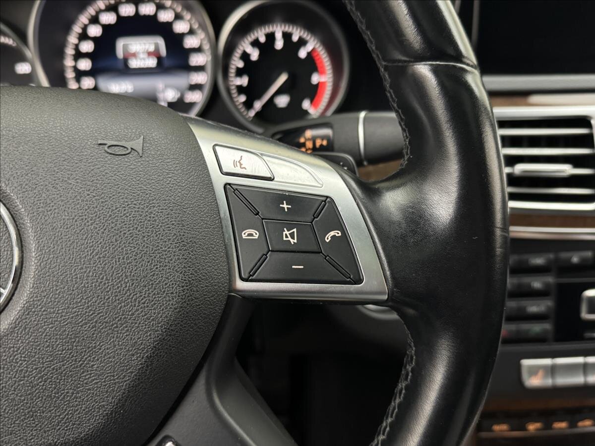 Mercedes-Benz Třídy E Kombi 3,0 l 170 kw