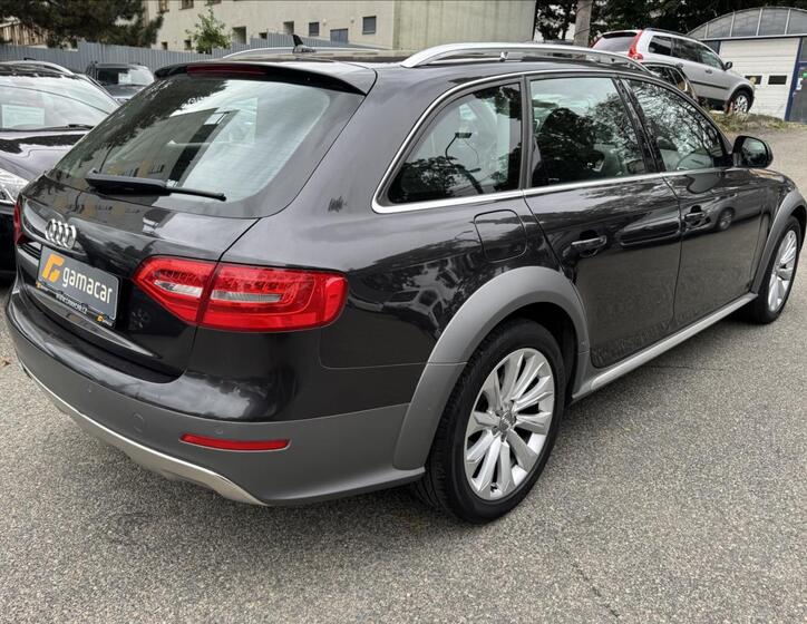 Audi A4 Allroad 13