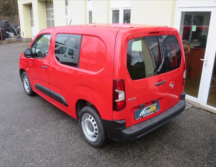 Opel Combo Ostatní 1,2 l 81 kw