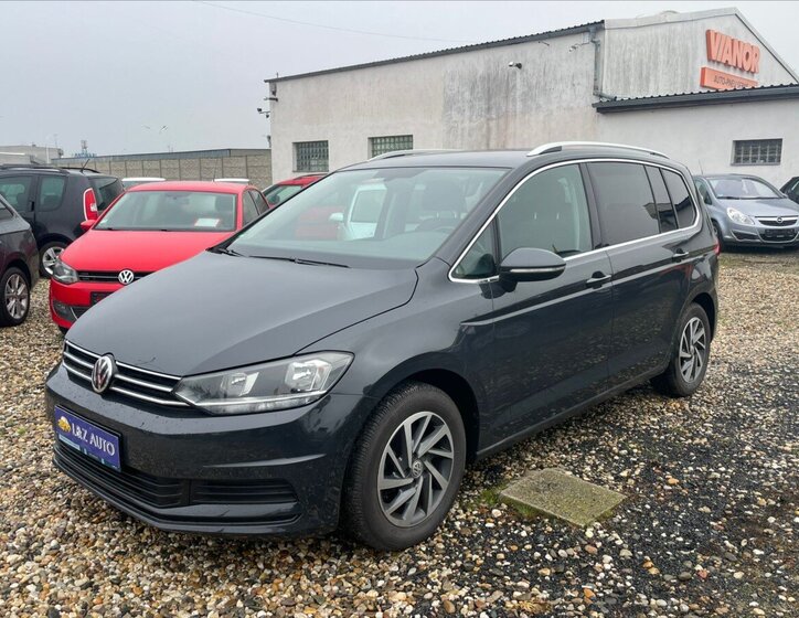 Volkswagen Touran MPV 1,5 l 110 kw
