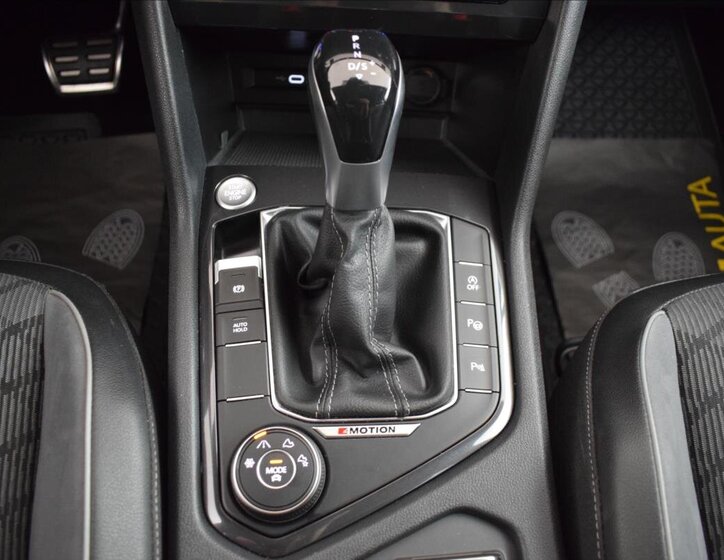 Volkswagen Tiguan Allspace SUV / Terénní 2,0 l 110 kw