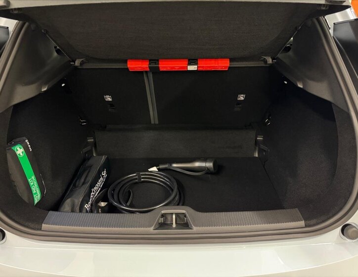 Volvo EX30 SUV 0,0 200 kw