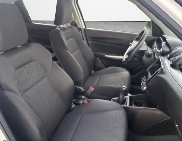 Suzuki Swift Hatchback 1,2 l 61 kw