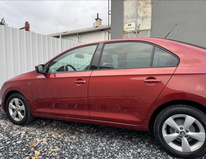Škoda Rapid Hatchback 1,2 l 63 kw