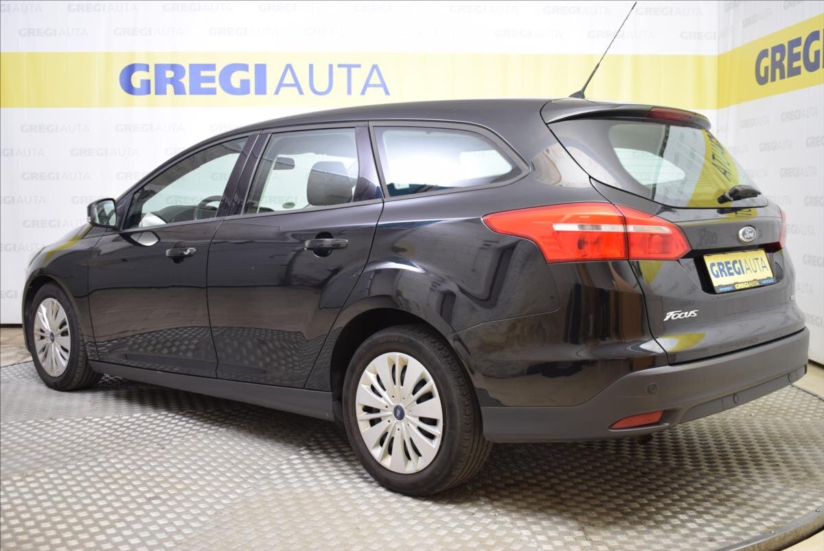 Ford Focus Kombi 999,0 92 kw