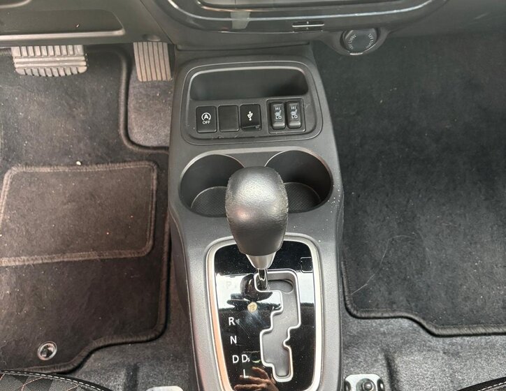 Mitsubishi Space Star Hatchback 1,2 l 52 kw