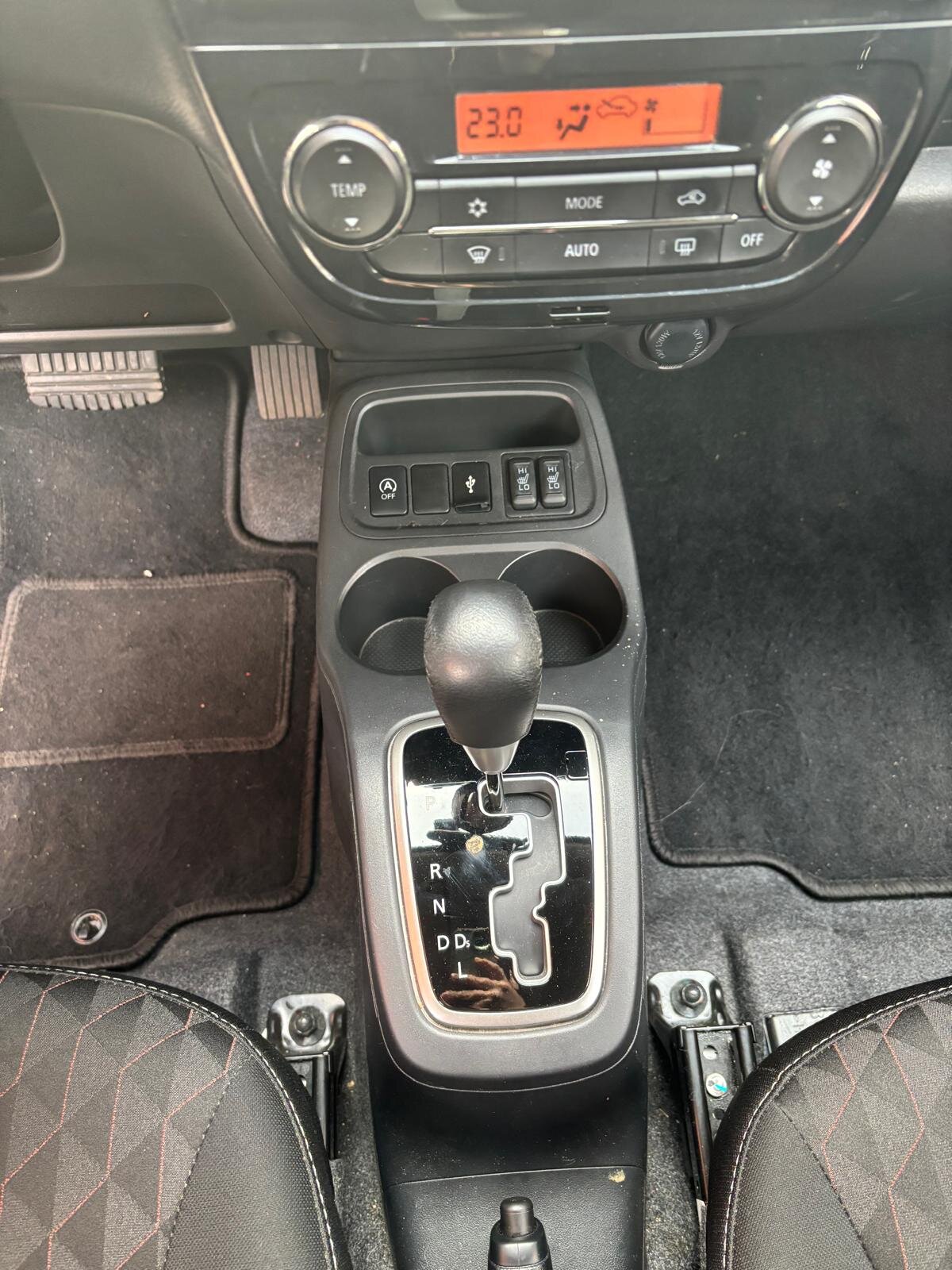 Mitsubishi Space Star Hatchback 1,2 l 52 kw