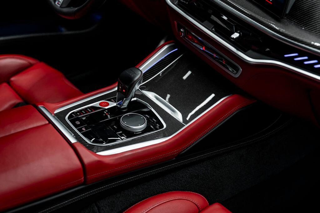 BMW X6 SUV 4,4 l 460 kw