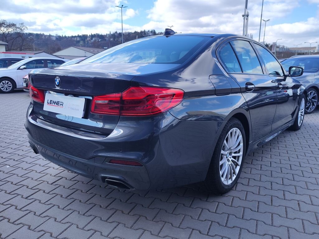 BMW Řada 5 Sedan / Limuzína 3,0 l 250 kw