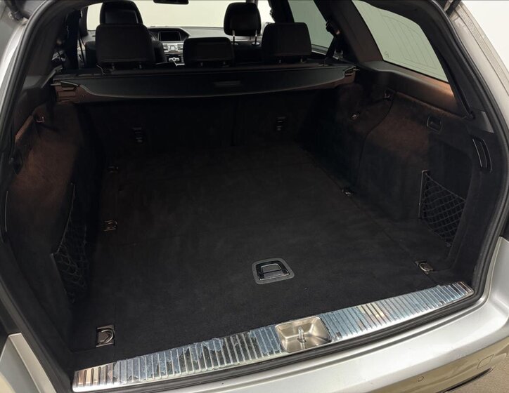 Mercedes-Benz Třídy E Kombi 3,0 l 170 kw