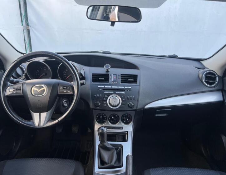 Mazda 3 14