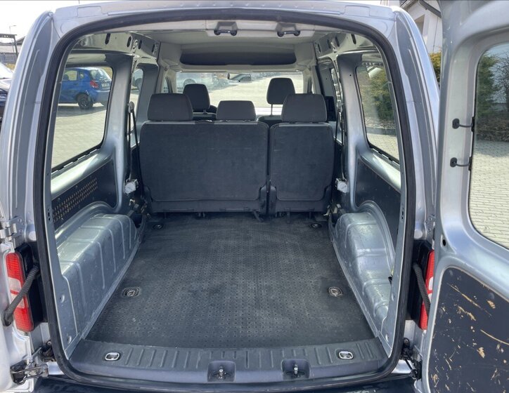 Volkswagen Caddy Kombi 1,6 l 75 kw