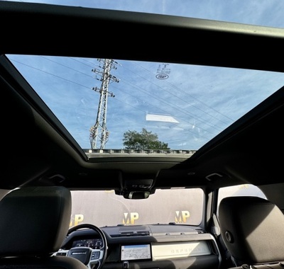 Land Rover Defender 43