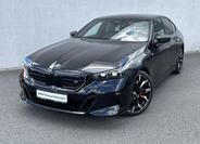 BMW i5 1