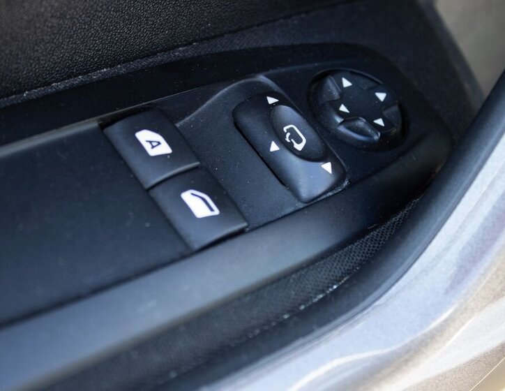 Peugeot 2008 SUV / Terénní 1,2 l 60 kw