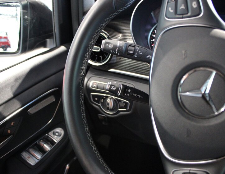 Mercedes-Benz Třídy V 15