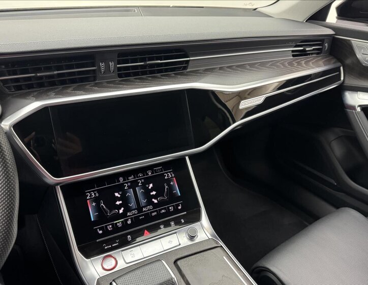 Audi S6 Sedan 3,0 l 257 kw