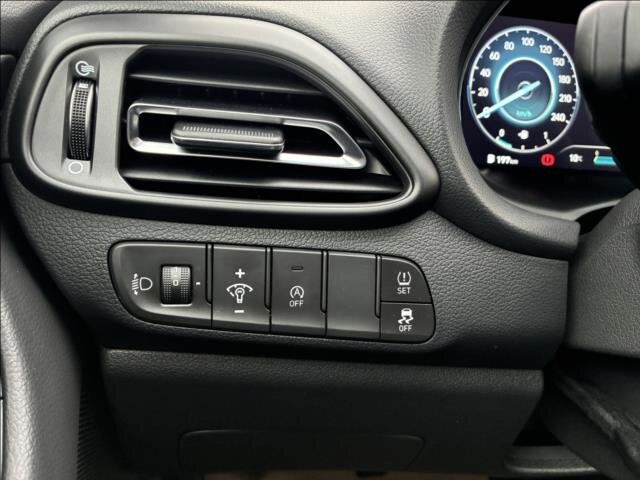 Hyundai i30 Liftback 1,5 l 103 kw