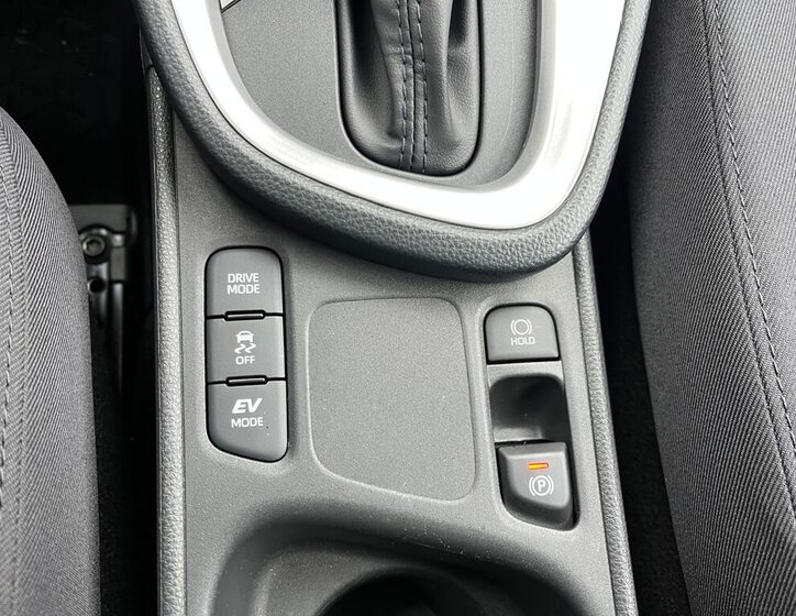 Toyota Yaris Cross SUV 1,5 l 68 kw