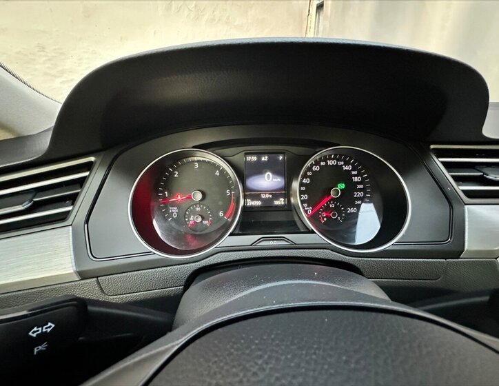 Volkswagen Passat Kombi 2,0 l 110 kw