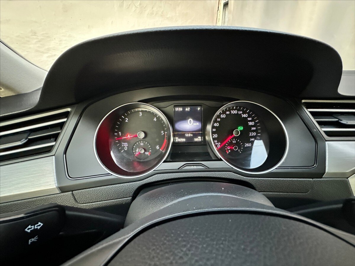 Volkswagen Passat Kombi 2,0 l 110 kw