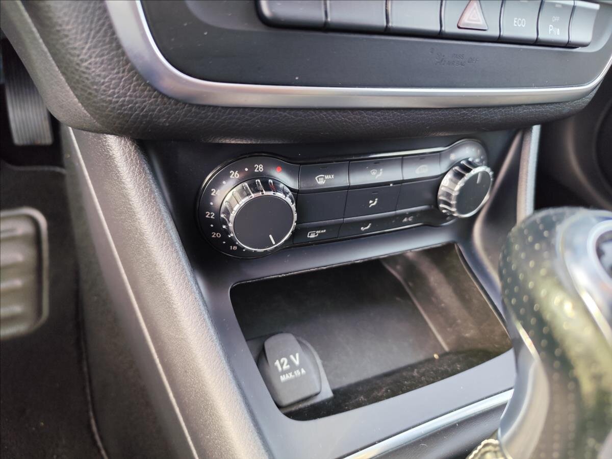 Mercedes-Benz CLA Sedan 1,6 l 115 kw