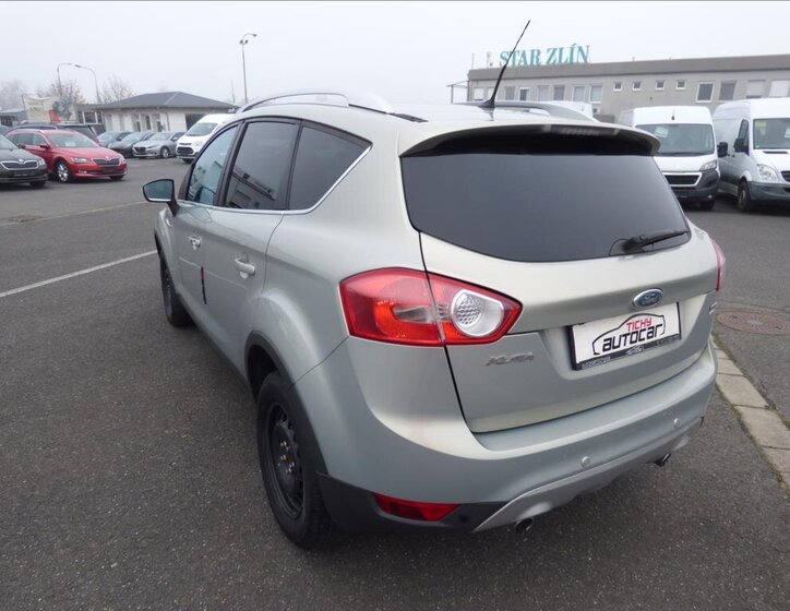 Ford Kuga Kombi 2,0 l 120 kw