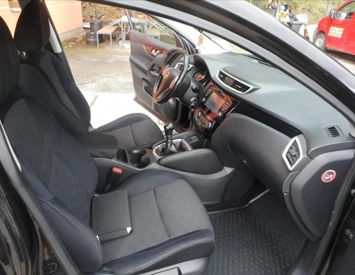 Nissan Qashqai 20