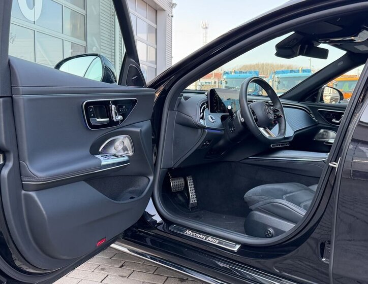 Mercedes-Benz Třídy E Kombi 3,0 l 270 kw