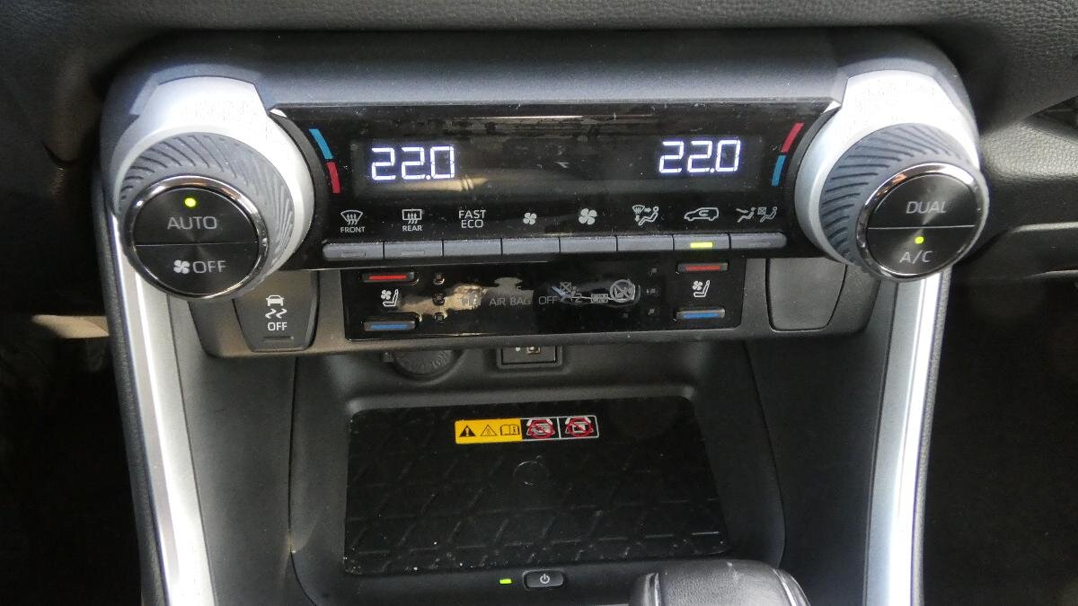 Toyota RAV4 SUV / Terénní 2,5 l 131 kw