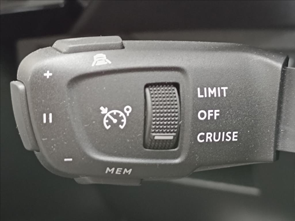 DS Automobiles DS7 Crossback