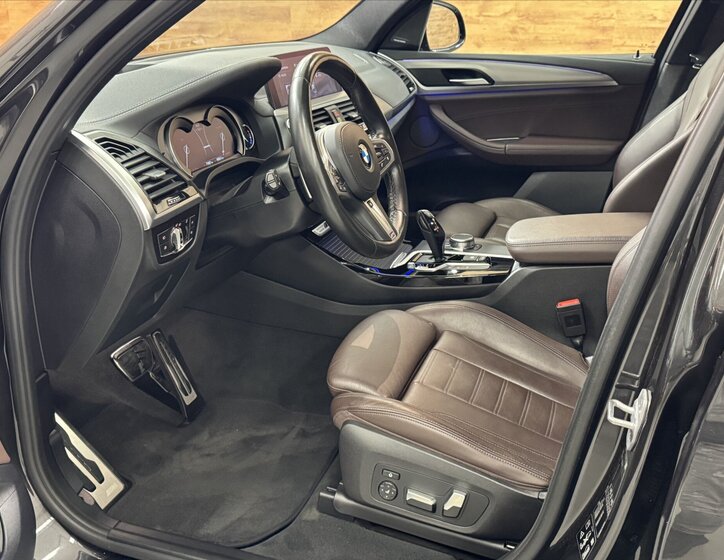 BMW X3 SUV / Terénní 3,0 l 260 kw