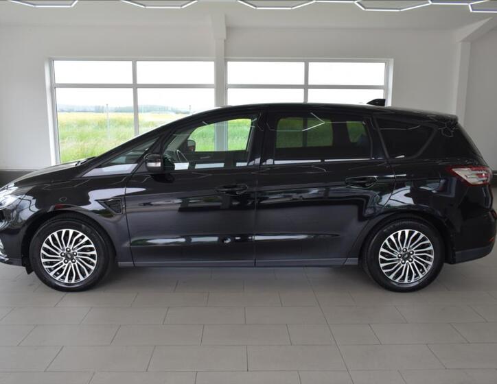 Ford S-MAX 5