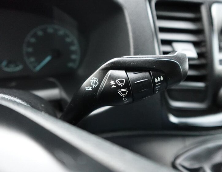 Ford Transit Custom Ostatní 2,0 l 77 kw