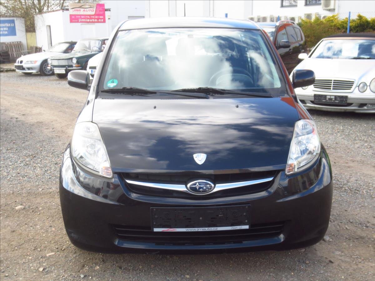 Subaru Justy Hatchback 998,0 51 kw