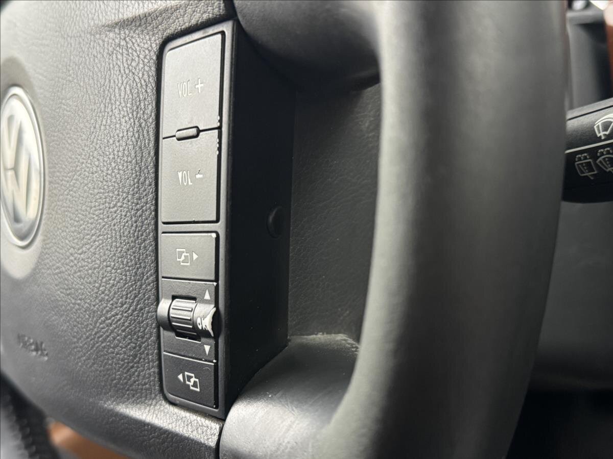 Volkswagen Touareg SUV / Terénní 3,0 l 165 kw
