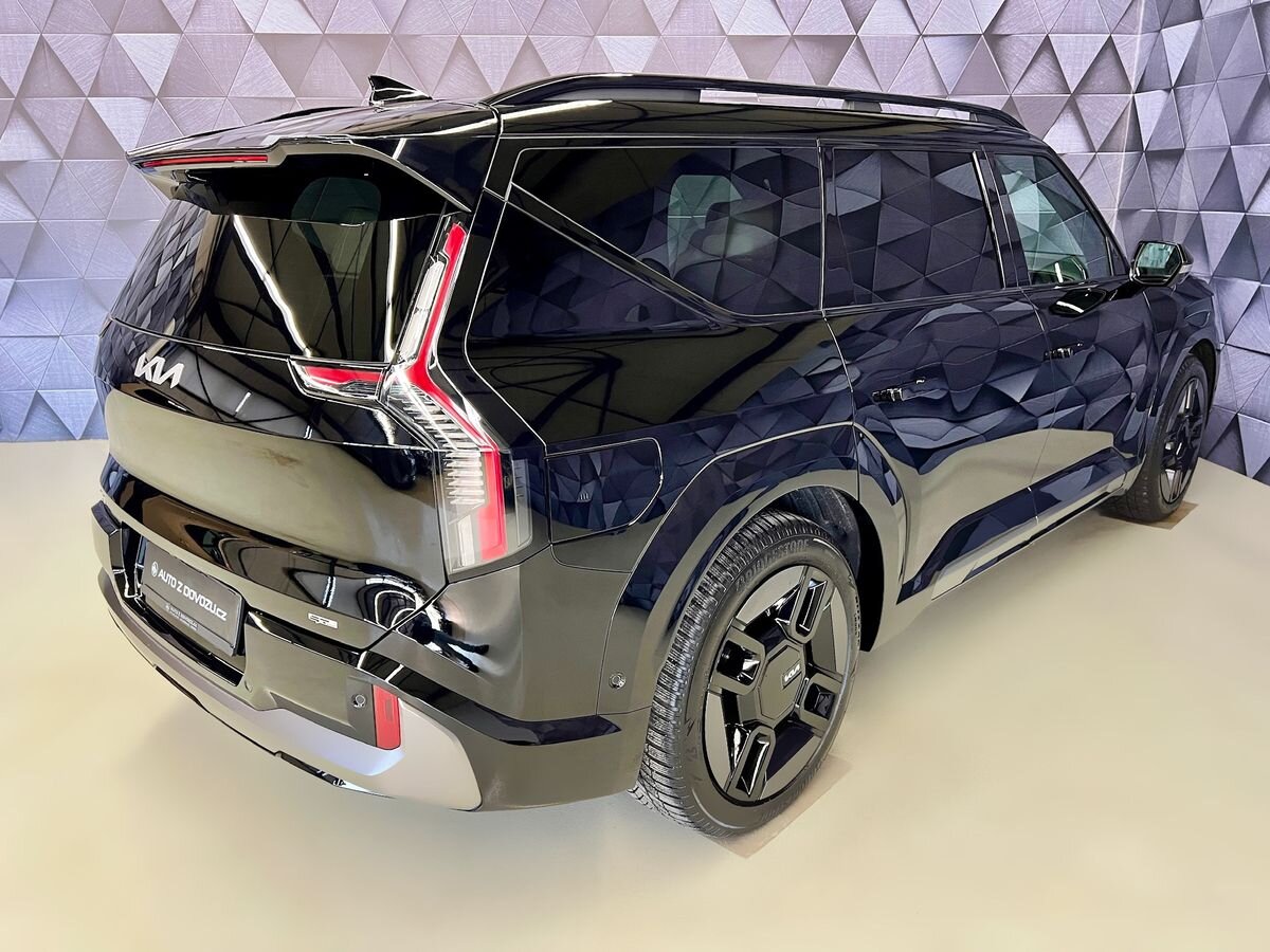 KIA EV9