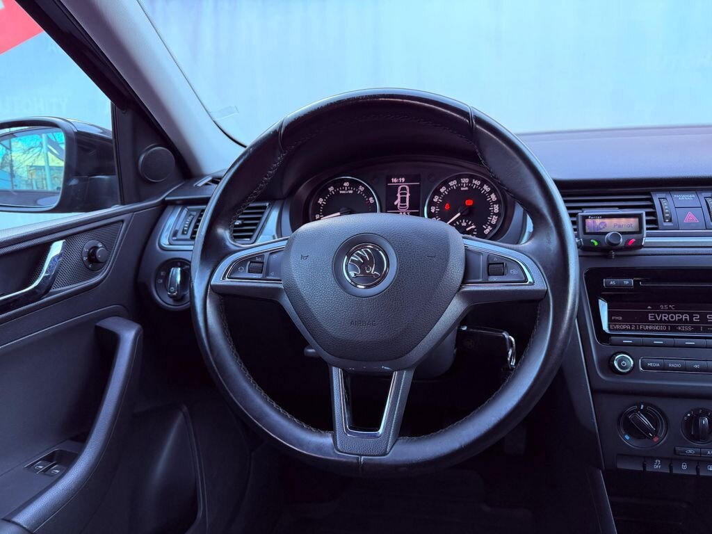 Škoda Rapid Liftback 1,2 l 77 kw