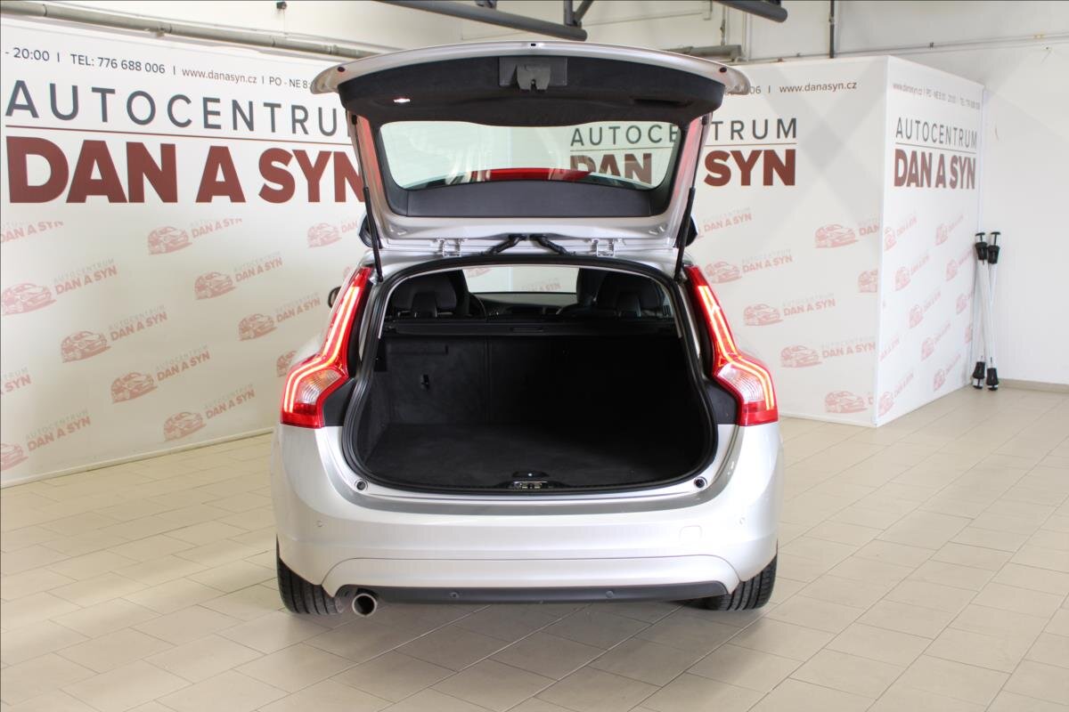 Volvo V60 Kombi 2,0 l 110 kw