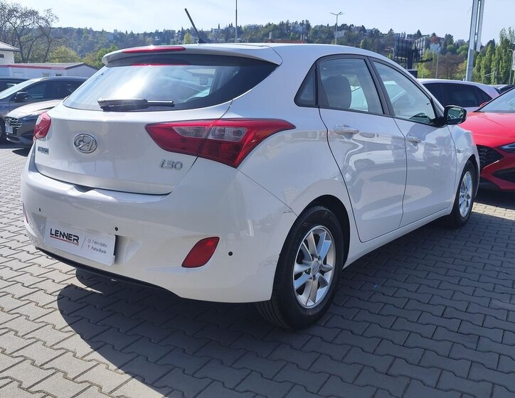 Hyundai i30 Hatchback 1,4 l 73 kw