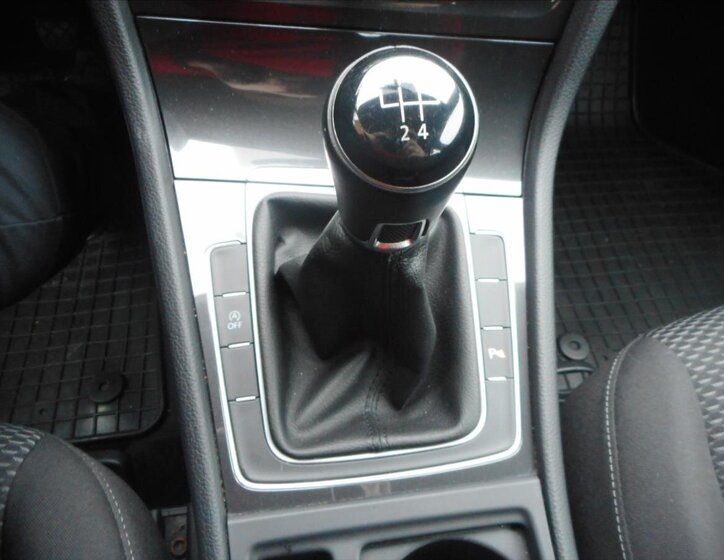 Volkswagen Golf Hatchback 1,6 l 85 kw