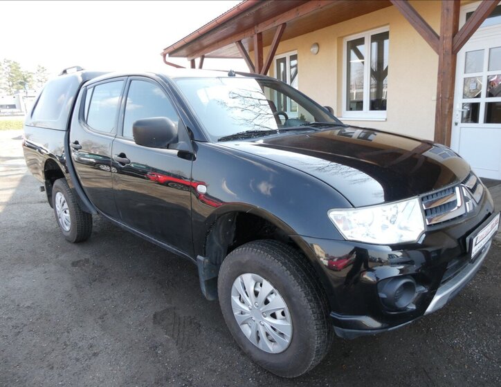 Mitsubishi L200 Pick-up 2,5 l 100 kw
