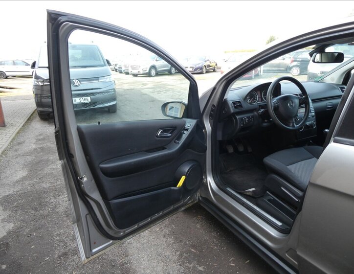 Mercedes-Benz Třídy A Hatchback 1,7 l 85 kw