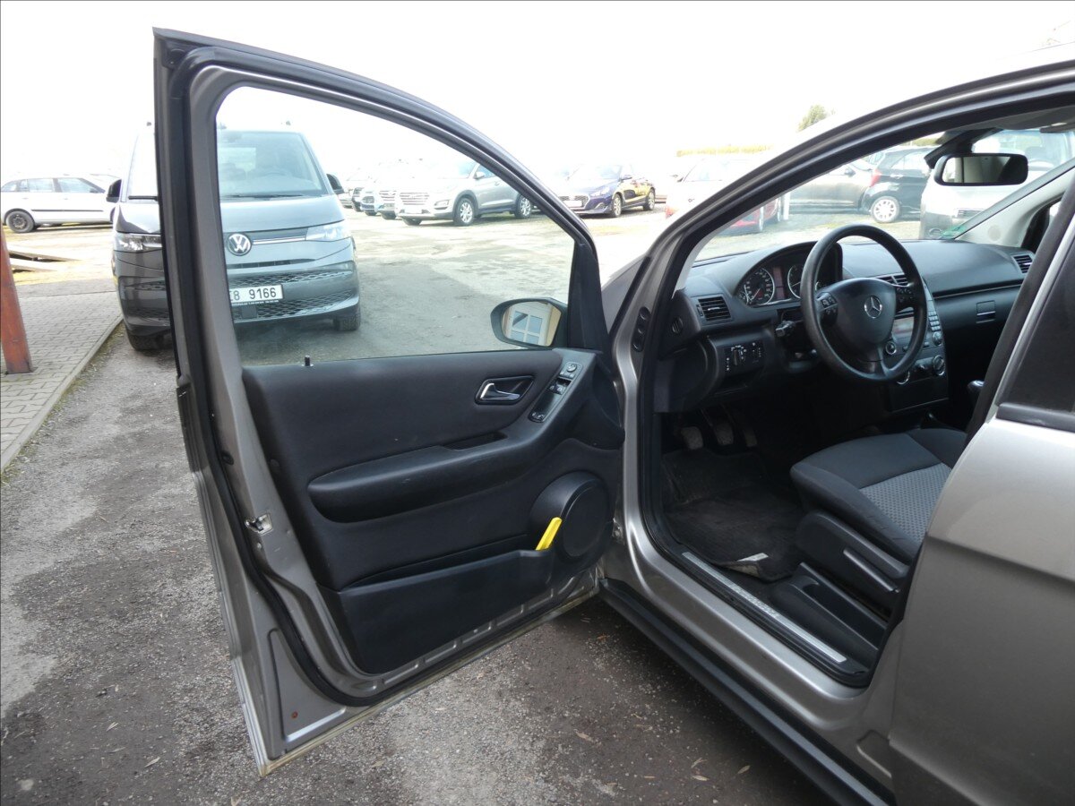 Mercedes-Benz Třídy A Hatchback 1,7 l 85 kw