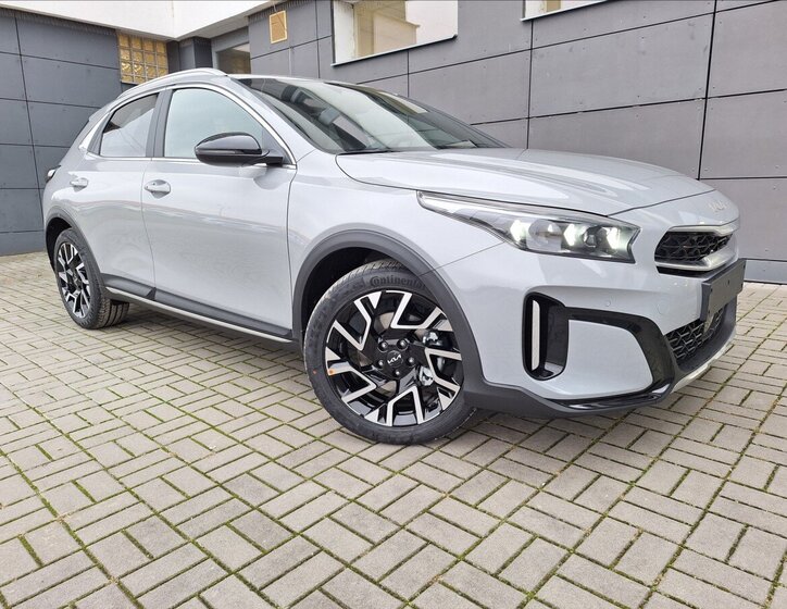 KIA XCeed SUV / Terénní 1,6 l 110 kw
